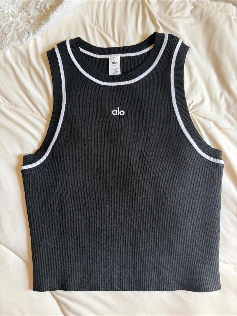 ALO Yoga Black Ribbed Tank Top with White Trim